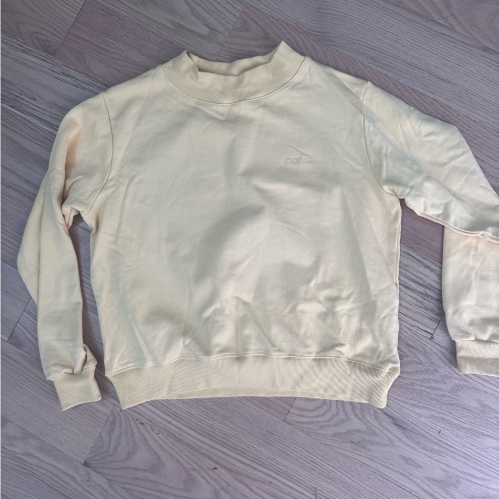 Parke Soft Yellow sweatshirt